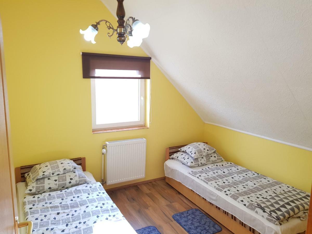 Deak Vendeghaz Apartman Hotel Hajdúszoboszló Buitenkant foto
