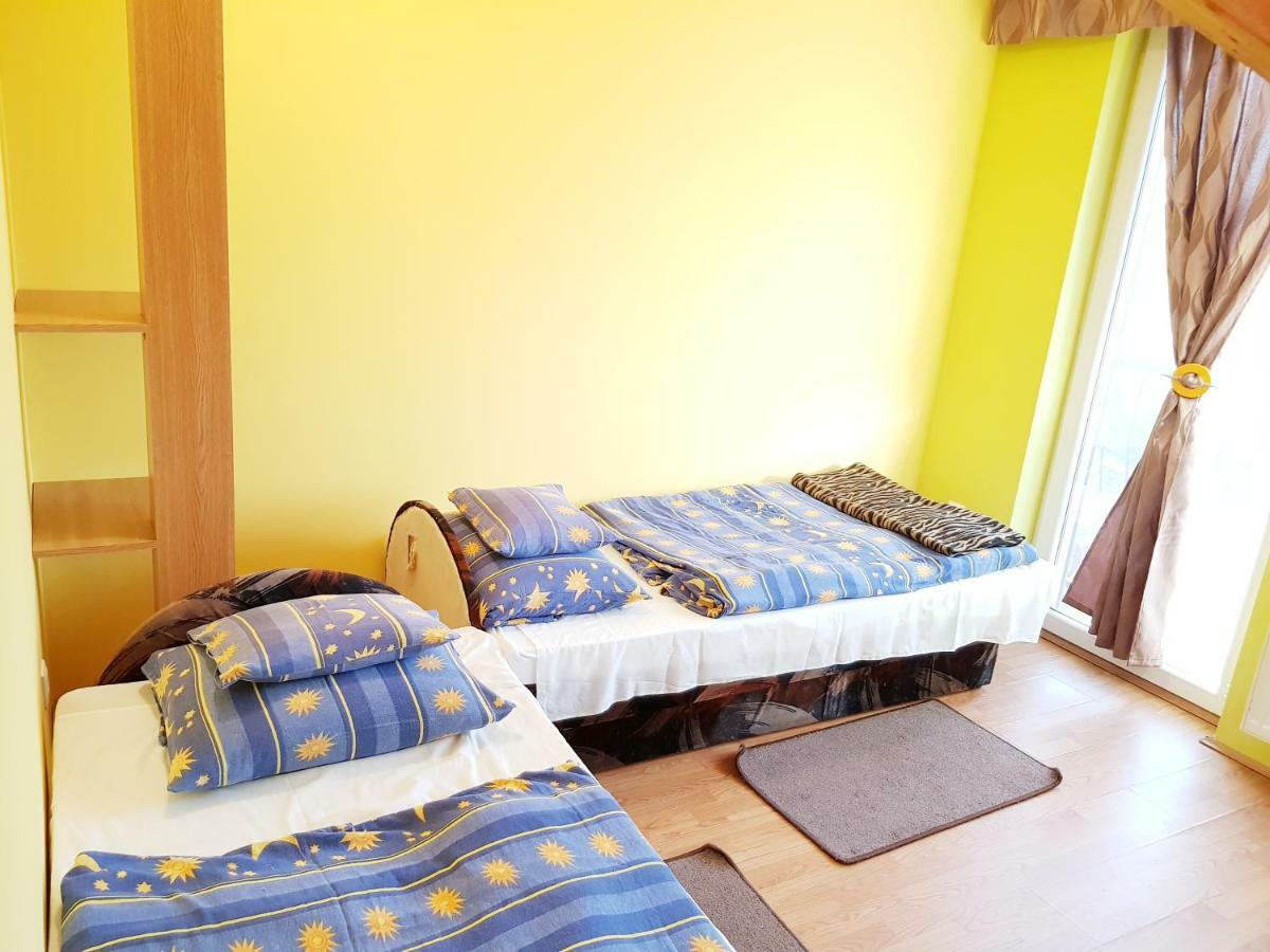 Deak Vendeghaz Apartman Hotel Hajdúszoboszló Buitenkant foto